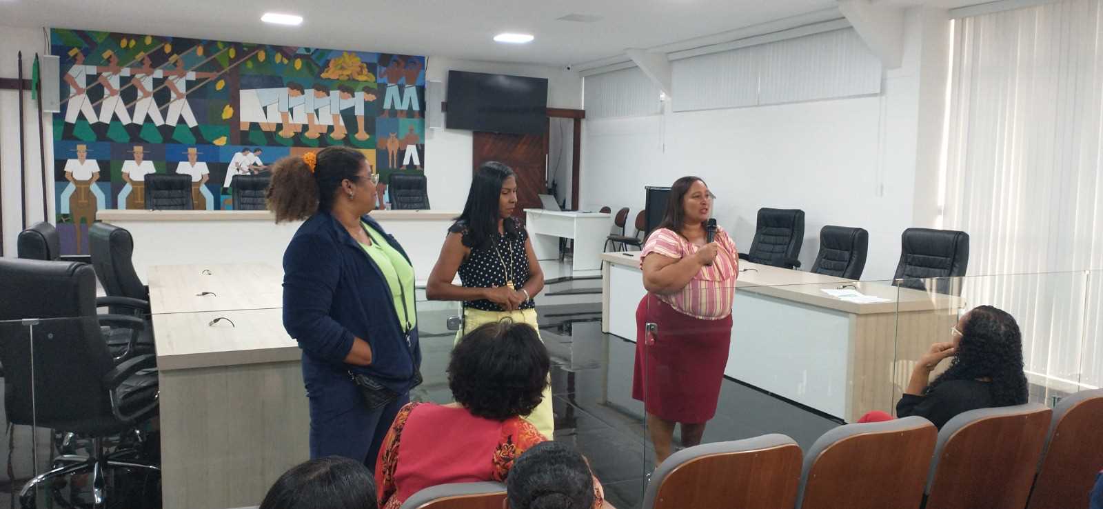Camacã: Prefeito Paulo do Gás dá posse ao novo Conselho Municipal de Educação